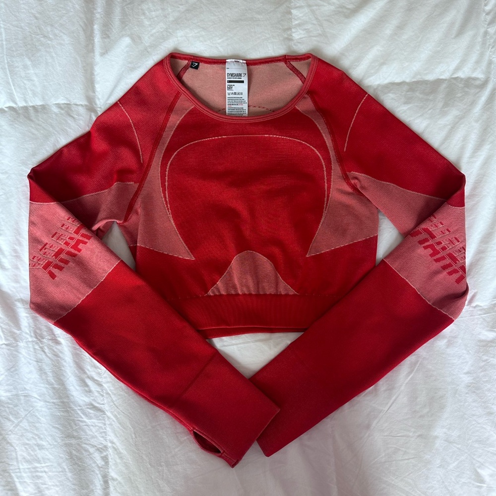cropped long sleeve gymshark top